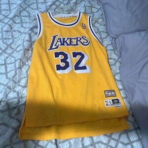 Magic Johnson jersey